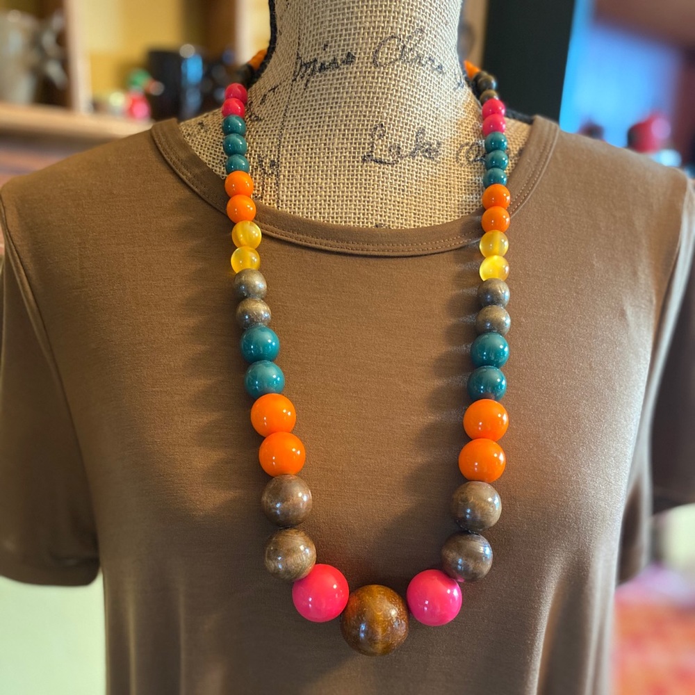 Vintage Wooden and Plastic Beaded Necklace